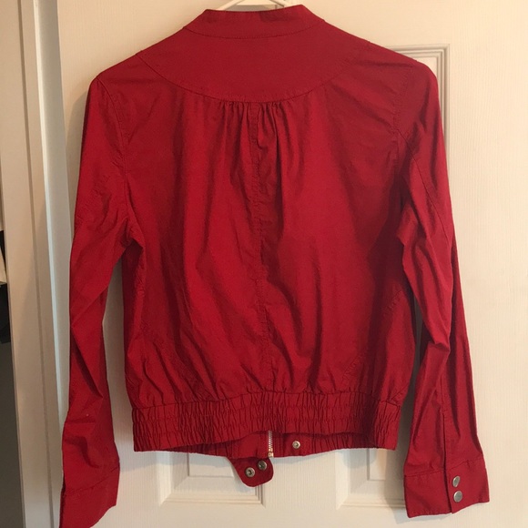 Red jacket - Picture 3 of 3
